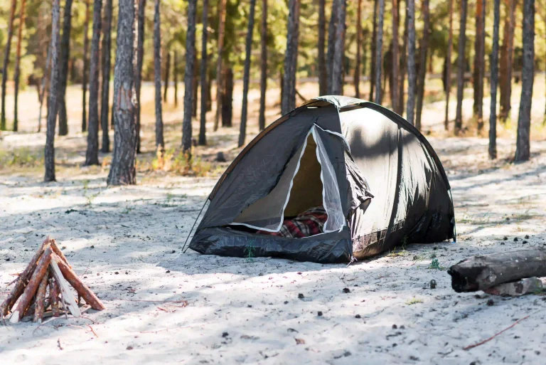 campfire-tent-nature